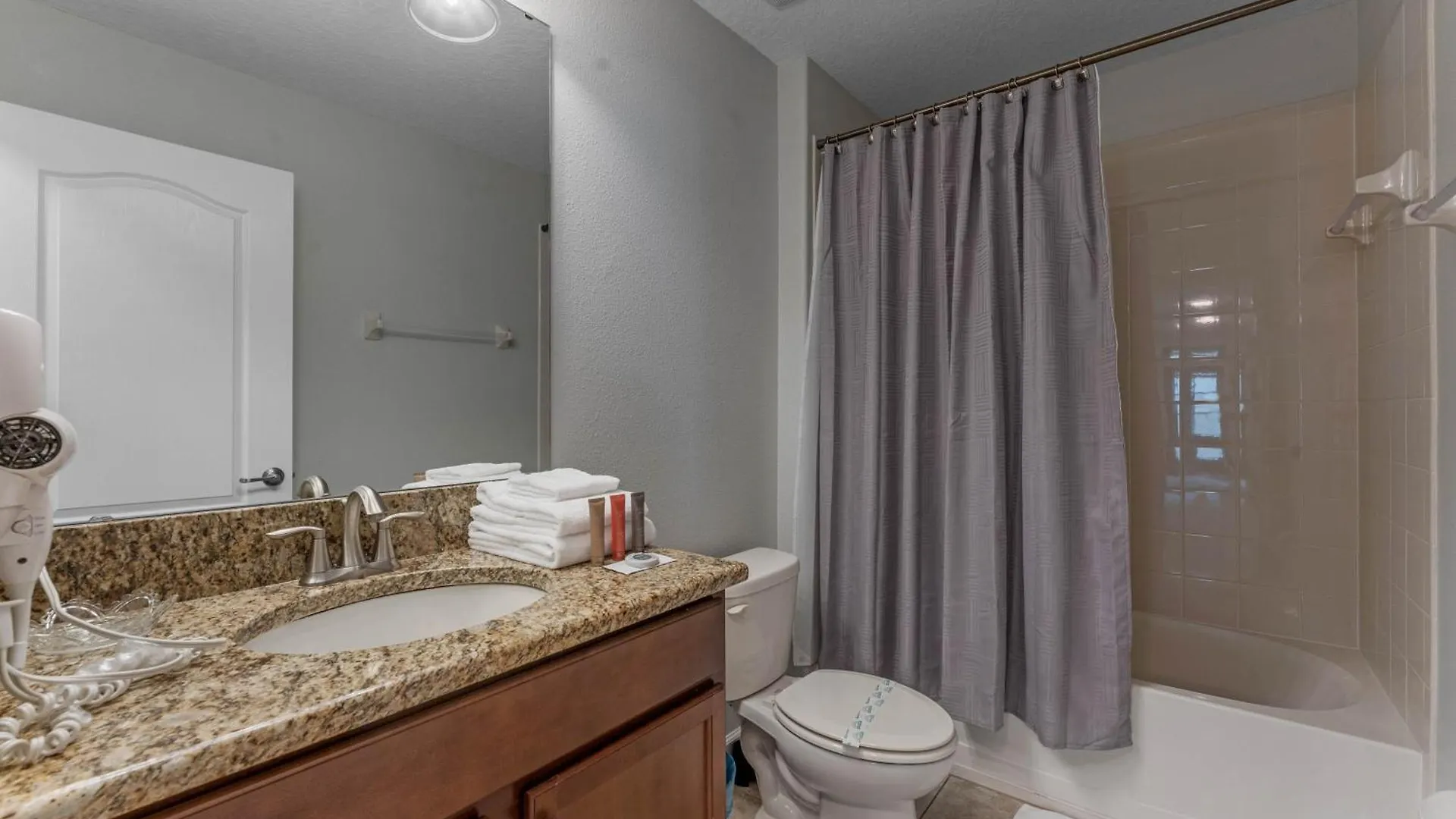 Holiday home 5 Bedrooms - 5 Bathrooms Champions Gate 9031 Sm Davenport United States
